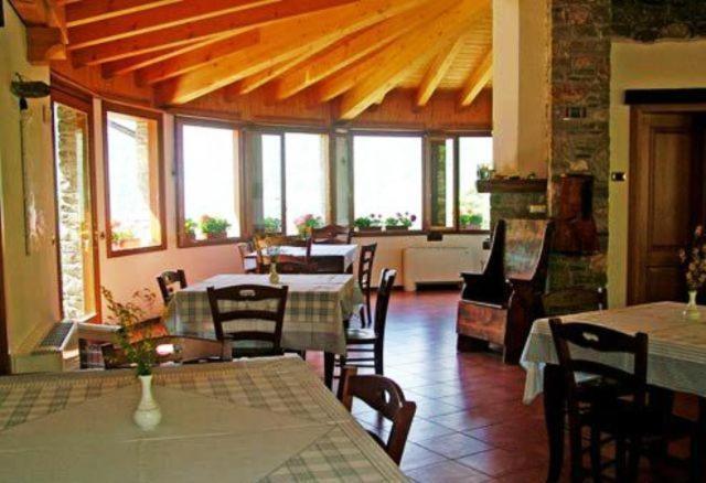 Agriturismo La Fonte Di Mariella Gravedona Ngoại thất bức ảnh