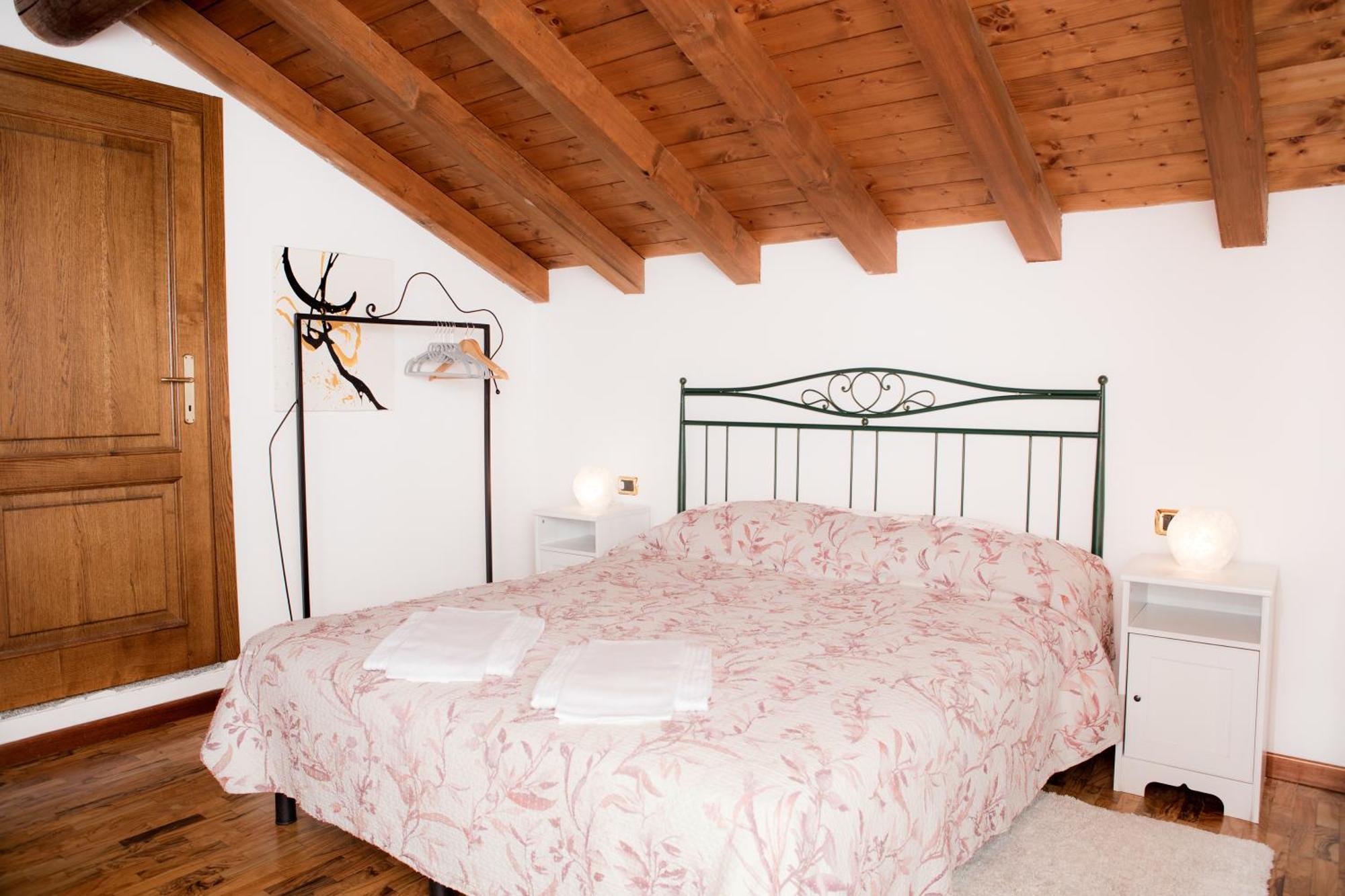 Agriturismo La Fonte Di Mariella Gravedona Ngoại thất bức ảnh